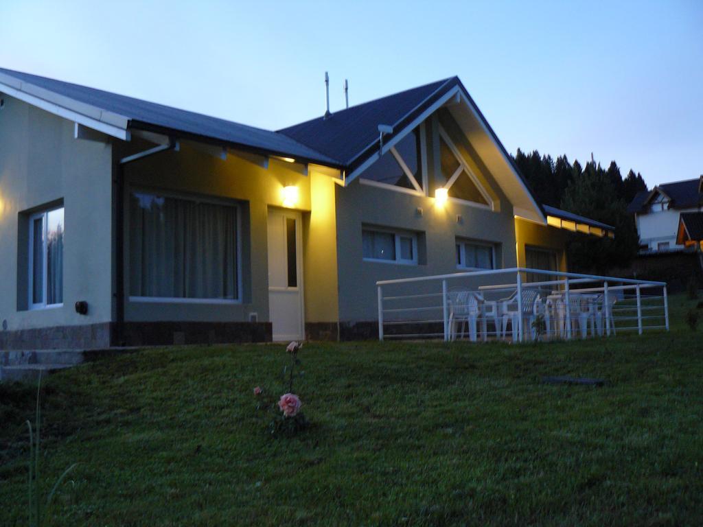 Altos De Ayelen Apartment Esquel Exterior photo